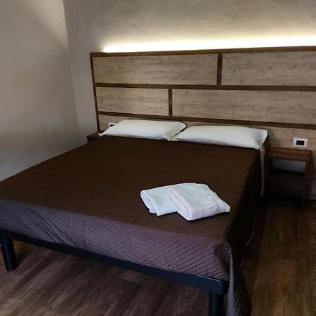 Lo Sciatore Hotel & Restaurant Camigliatello Silano Ngoại thất bức ảnh