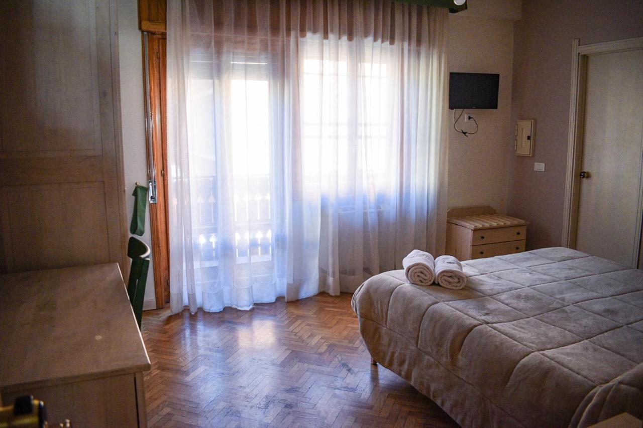 Lo Sciatore Hotel & Restaurant Camigliatello Silano Ngoại thất bức ảnh