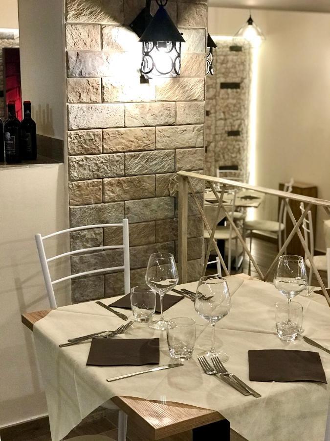 Lo Sciatore Hotel & Restaurant Camigliatello Silano Ngoại thất bức ảnh