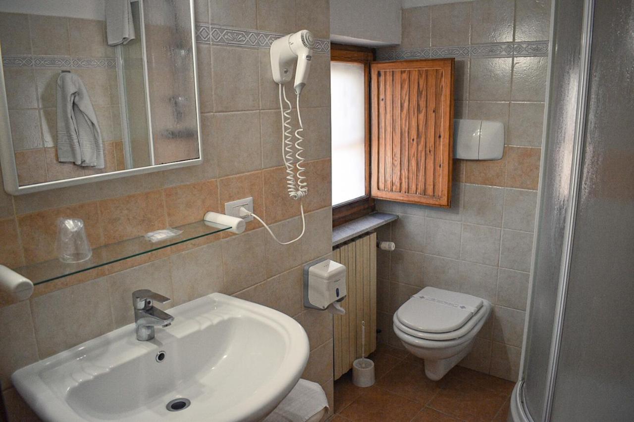 Lo Sciatore Hotel & Restaurant Camigliatello Silano Ngoại thất bức ảnh